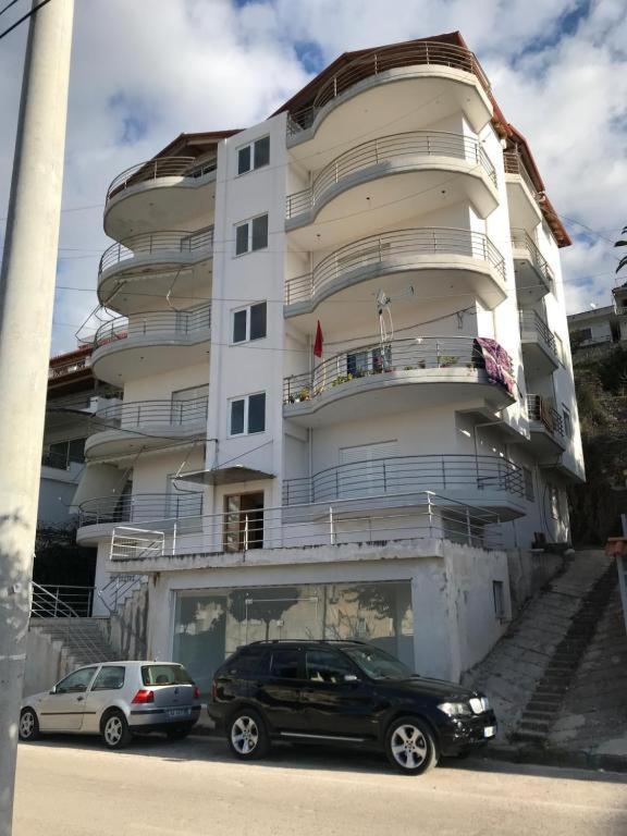 L.T. Noar'S Apartment Sarande Exterior photo